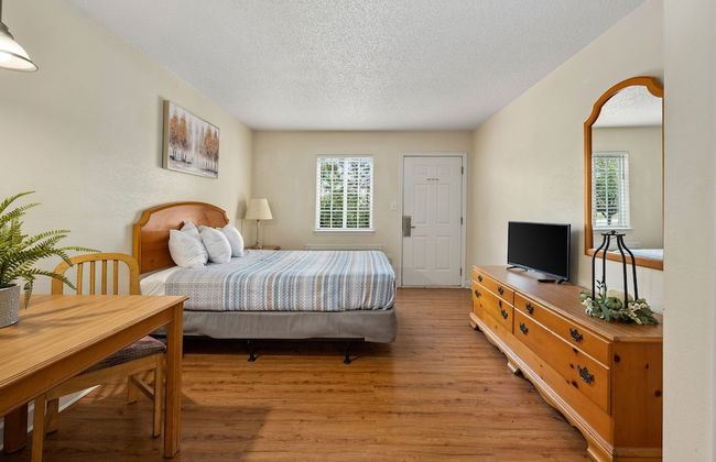 Affordable Suites Charlottesville - Photo 10