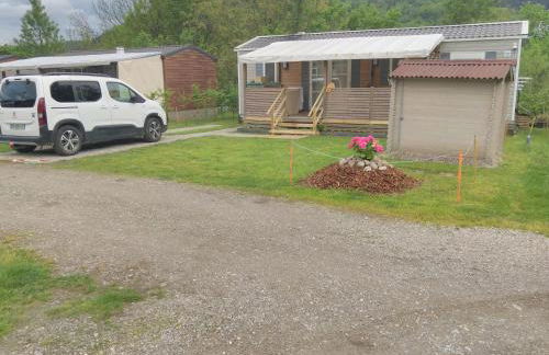 Grand Mobil Home 6 personnes climatisé avec 3 chambres et 2 salles de bains à Munster en Alsace - Foto 2