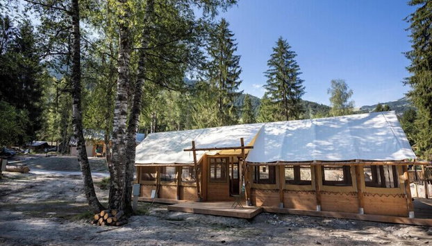 Huttopia Bozel en Vanoise - Foto 3, Sitzecke in der Lobby