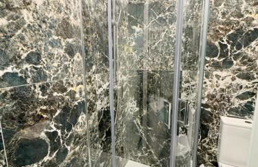 Modern Studio near Wembley with Easy Transport - Foto 13