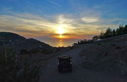 Sea & Sunset View Villa Chora with private jacuzzi - Foto 25