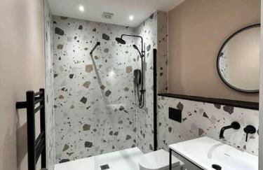 Subterranean Studio with Panoramic Costal Views and Sauna - Foto 10