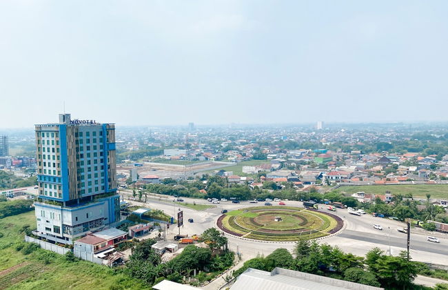 Cozy Stay Studio Tamansari Mahogany Karawang Apartment - Photo 18