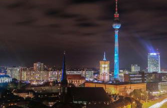 Exklusive Luxus-Unterkunft in Berlin Mitte: 2 Apartments, 130m², Designer-Möbel, Co2 neutrale Reinigung - Foto 53