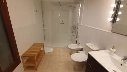 Edificio Can Roses - Foto 4