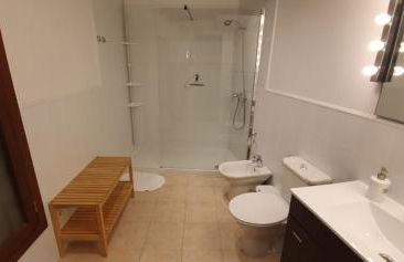 Edificio Can Roses - Foto 4