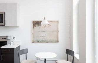 Modern 1BR Apt with Rooftop, Gym, and Parking - Foto 8