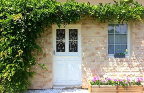 Rosebury Cottage 1 bedroom Free Street parking-5min from Colmar - Photo 14