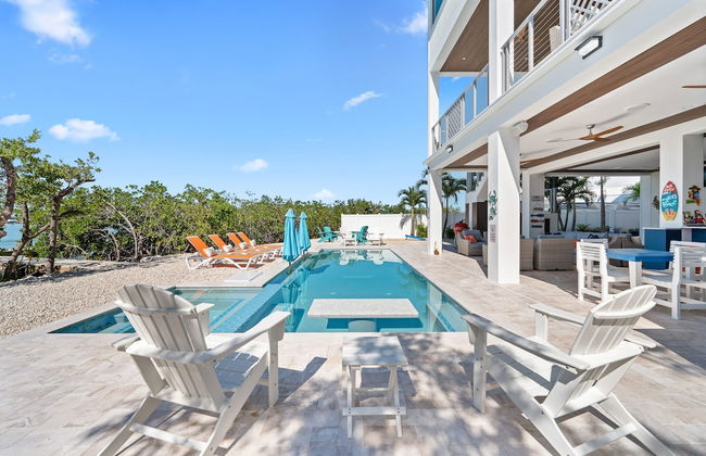 Luxury Seaside Escape Pool Dock Scenic Views - Foto 56