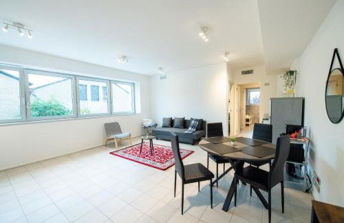 Loft Smart Parma l Wi-Fi Fibra, Indipendente, Perfetto per Business e Coppie - Photo 22