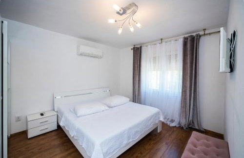 M&M Pelivan apartments - Foto 59