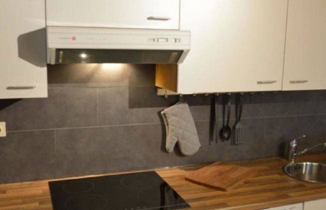 Serene Holiday Home With Private Terrace - Photo 11