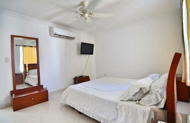 4S-9 CASA DE 4 ALCOBAS FRENTE A LA PLAYA - Photo 1