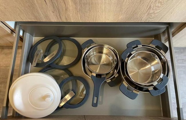 3 bedrooms in Center Terrace & Parking - Photo 22