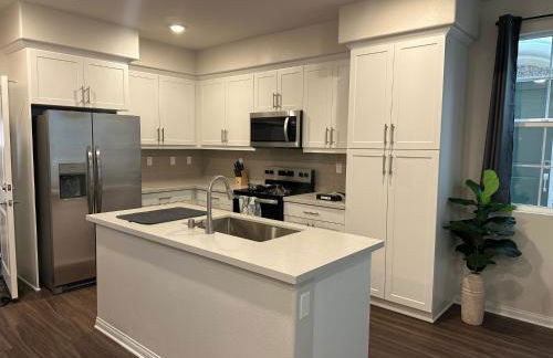 Gated Upland Home 3b 3 bath - Foto 10