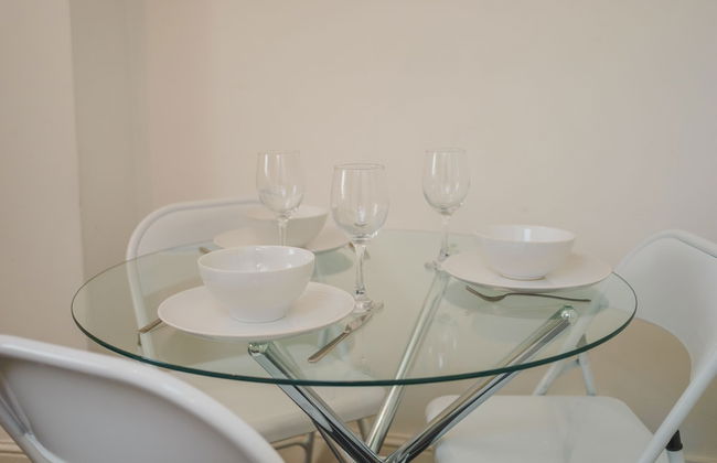 Large Studio Soho & Charing Cross Road - Photo 5