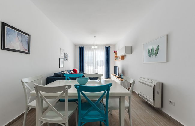 Wave Seaside Apartment - Photo 15