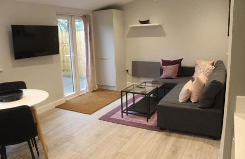 The Garden Cabin - Photo 3