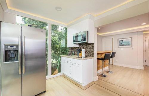 1 block to beach, Private Hot Tub, Fire Pit and BBQ - Foto 6