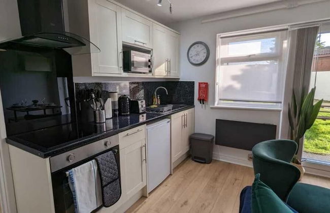 Seaside Chalet Retreat in Sidmouth - Photo 5