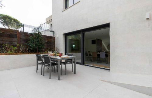 Naramia Sagaro Villa - with Pool-garden-10 Pax - Foto 32