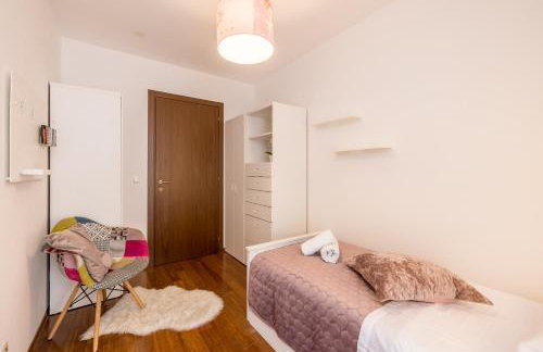 Three Lions Apartment - Photo 11