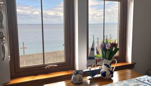 Luxury Seaside Home with Incredible Views - Foto 4