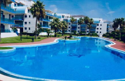 Atico lujo primera linea, terraza, piscina, parking - Foto 1