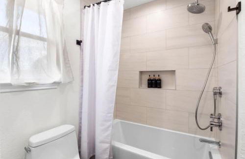 Renovated Austin 3BR Sleeps 10 Near Domain - Foto 20