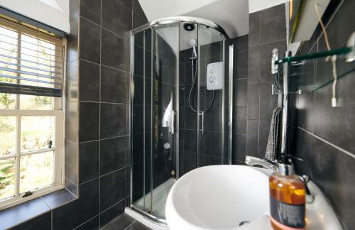 The Cors - Charming Country Escape for Large Family Groups - Photo 18