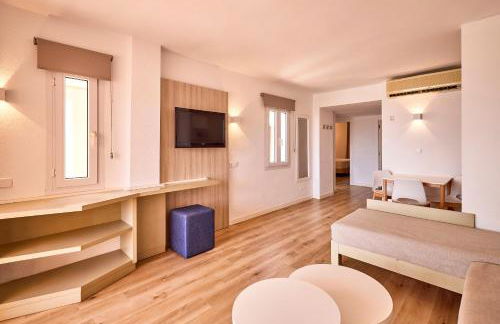 Universal Aparthotel Don Camilo - Foto 111