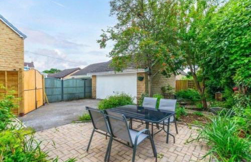 Stylish home close to the Yorkshire Dales & Leeds Airport - Photo 20