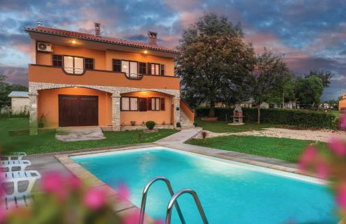 Three-Bedroom Holiday Home In Barban - Foto 1