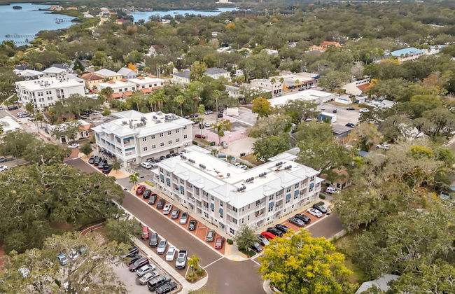 NEW Canopy Cabana Luxury Downtown Apt - Foto 29