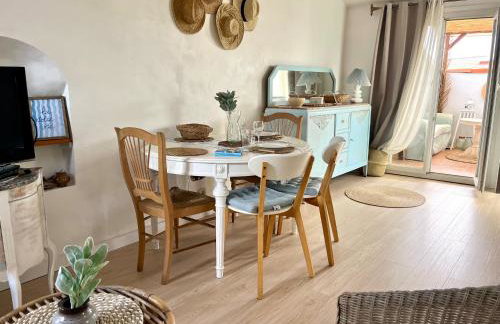 Joli cocon sous les toits au cœur de Vence et sa charmante terrasse tropezienne - Foto 12