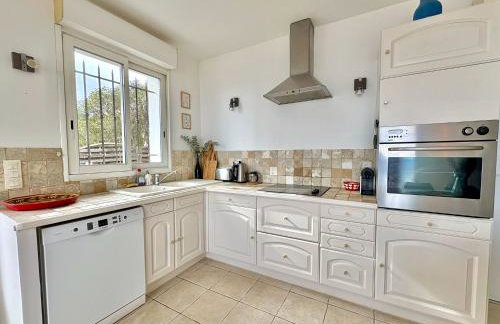 Bohème Beach Villa with seaview & private garden, Antheor - Foto 13