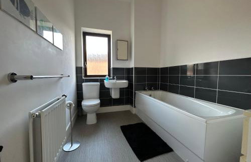 2 Bedroom Riverside Property with Roof Terrace - Foto 12