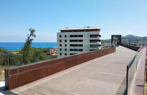 OFERTA ESPECIAL ÚLTIMA HORA - SARAKATUA15 - vistas espectaculares - familias y parejas - 2 dormitorios independientes - amplio salón cocina comedor - tarjeta parking OTA GRATIS - Julio y agosto estancia mínima 7 noches de domingo a domingo - - Foto 40