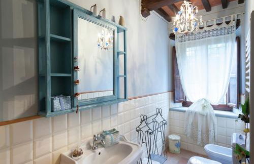 Tuscan Farmhouse in Castiglione di Garfagnana with Garden - Foto 23