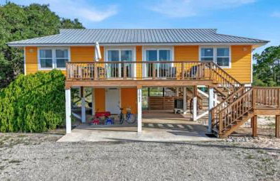 The Honey Hole St George Island Pet Friendly-Heated Private pool West Gulf beaches - Foto 1