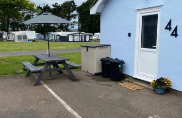 44 Gower holiday village Ty Gŵyr Cosy 2 bedroom Chalet with a seasonal indoor pool - Foto 16