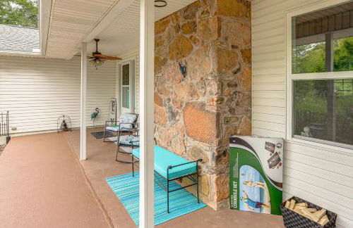 Fairfield Bay Home On Golf Course with Fenced Yard! - Foto 25