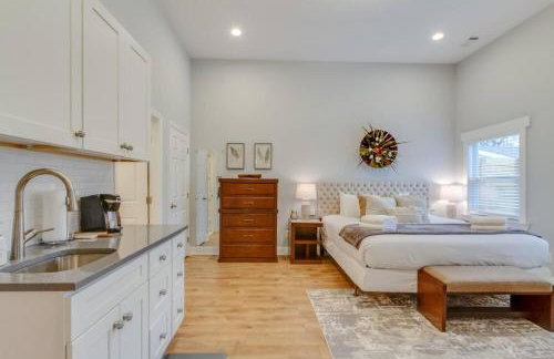 Music City Charmer Tons of Beds Thirty Day Minimum - Foto 29