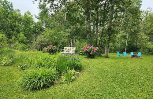 Little House by the Brook - Foto 22