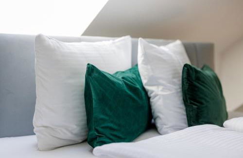 UNiQE I 100qm I 2 Schlafzimmer I Nähe Messe - Foto 18