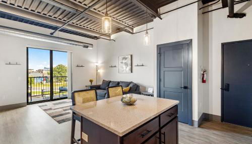 301 - Downtown Condo 1 Bedroom View of City With Fireplace - Foto 4