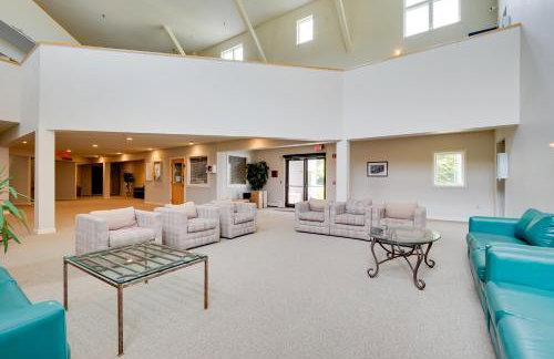 Ski-In/Ski-Out Magic Mountain Condo w/ Deck! - Foto 22