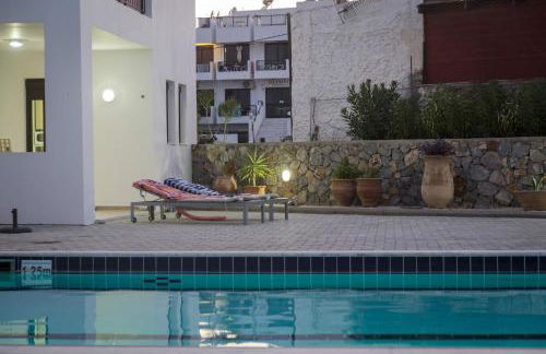 The Corner House at Gennadi Court - Foto 25