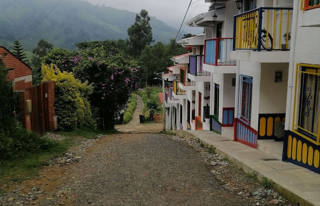 Café de Colores con balcon - Photo 22