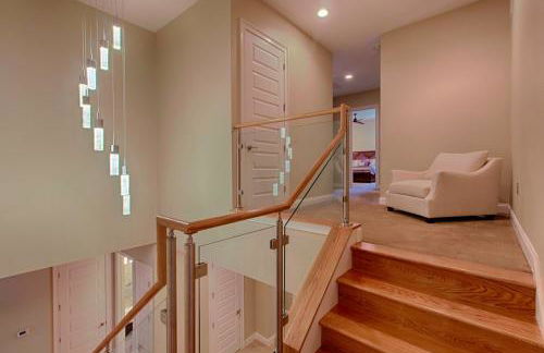 Luxury Mansion Pool Hot Tub Theater Outdoor Kitchen BBQ GM RM 2 Miles Disney - Foto 74